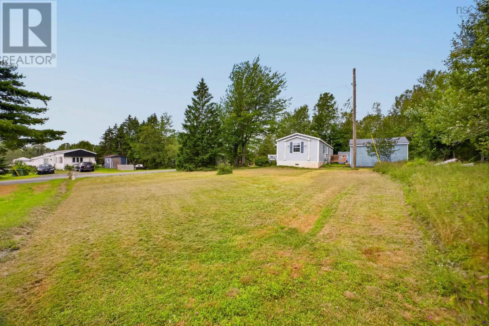 1050 WADDENS Court