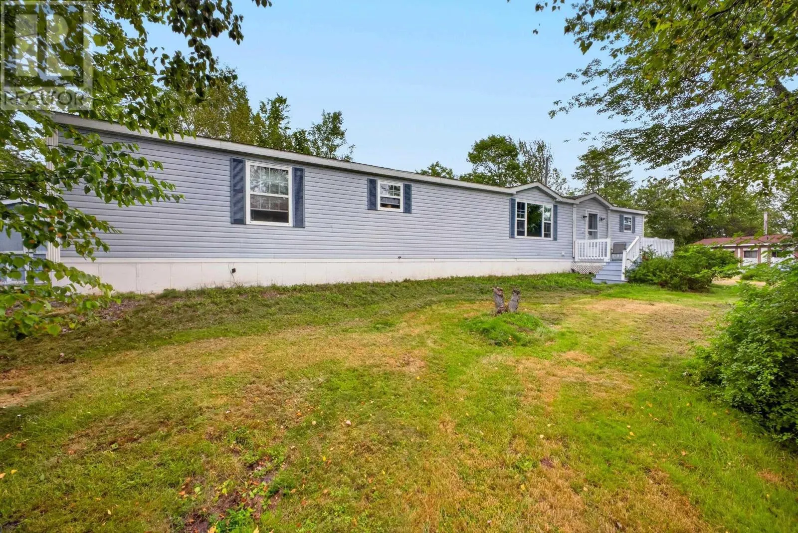 1050 WADDENS Court
