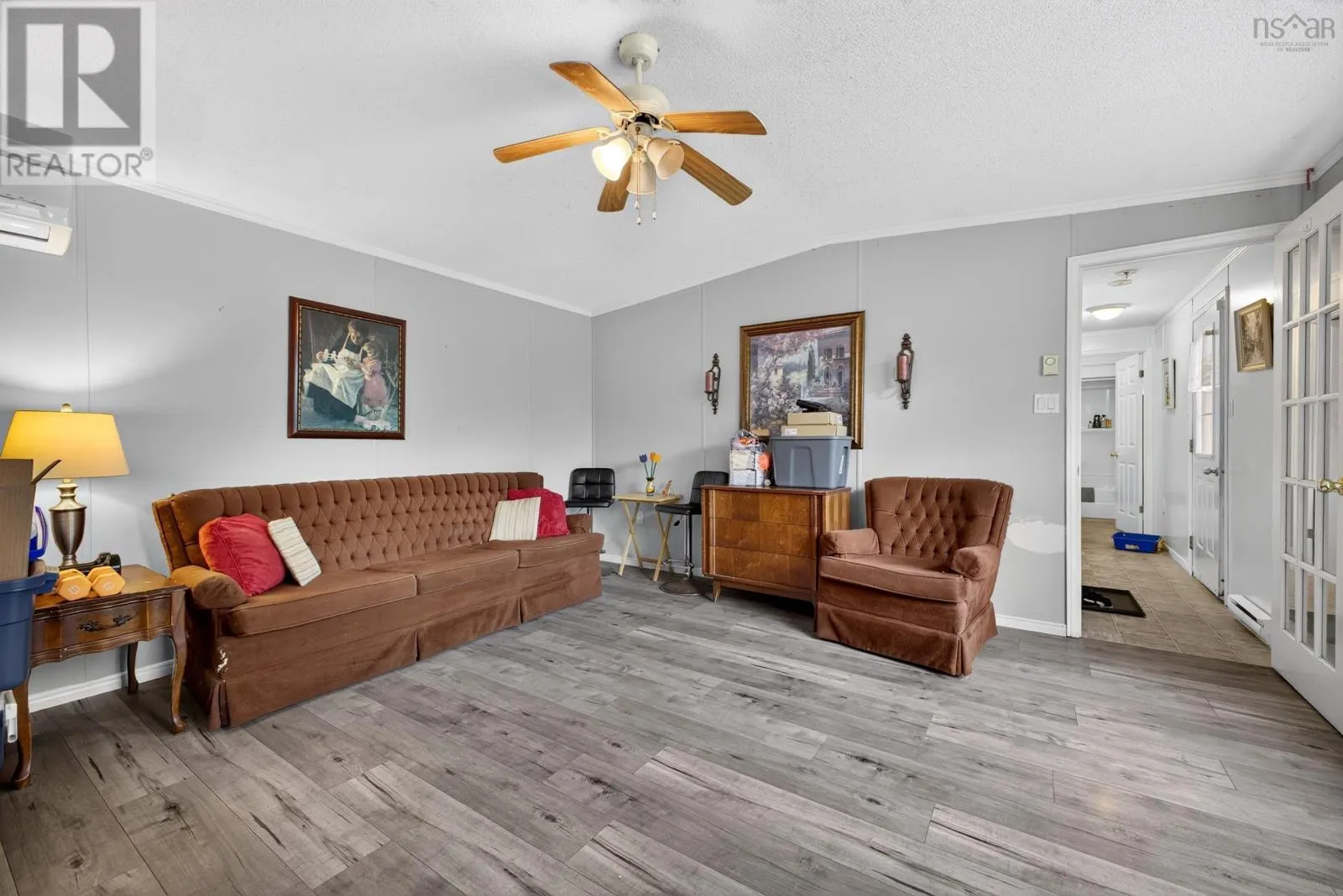 1050 WADDENS Court