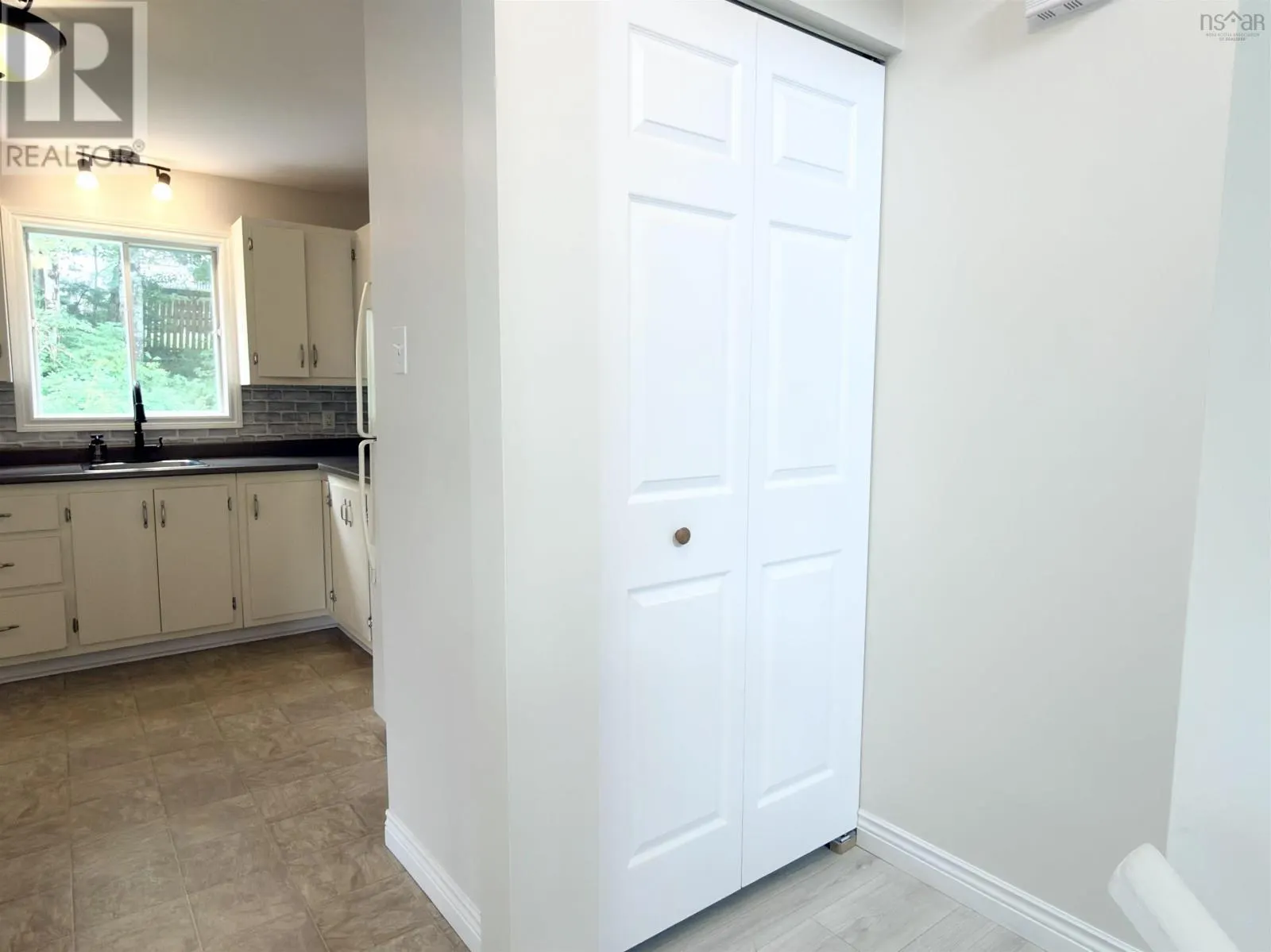 84 Pondicherry Crescent