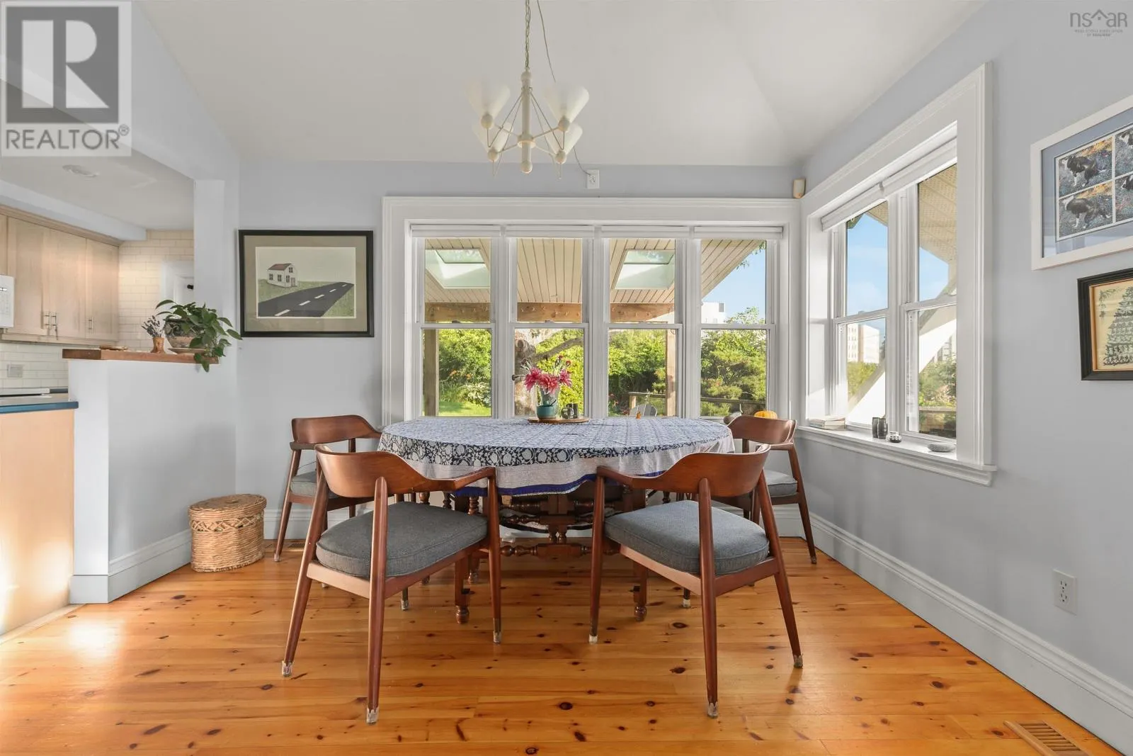 33 Cuisack Street