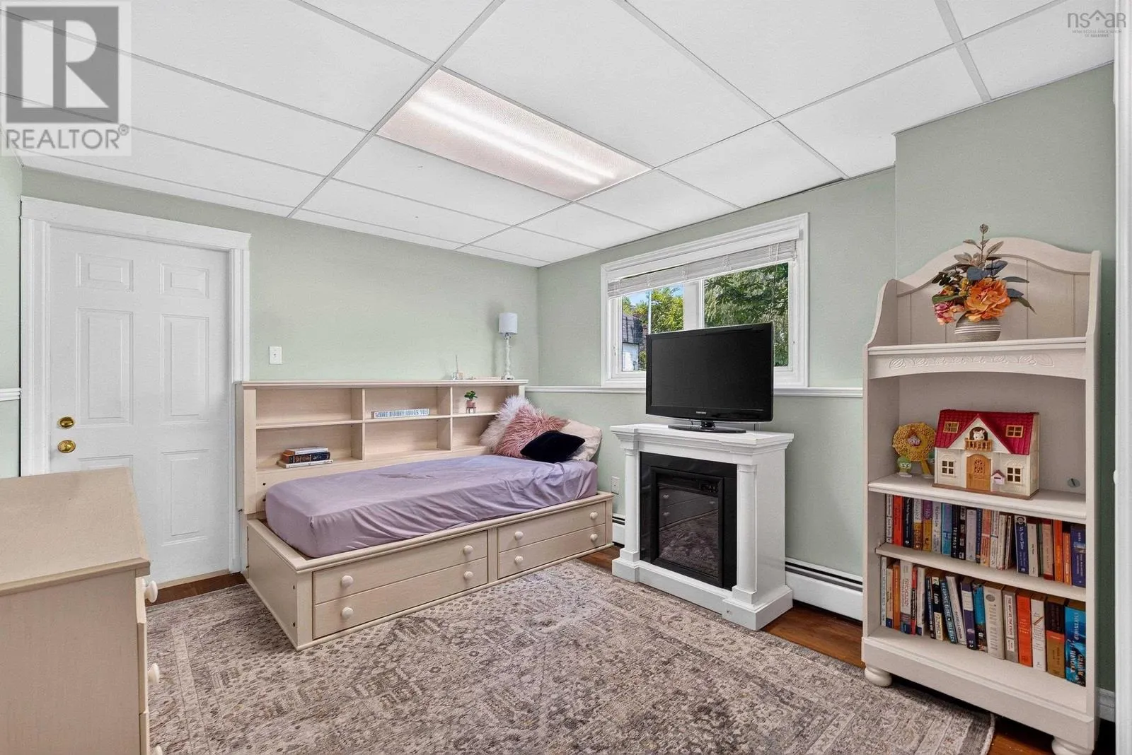63 Oakmount Drive
