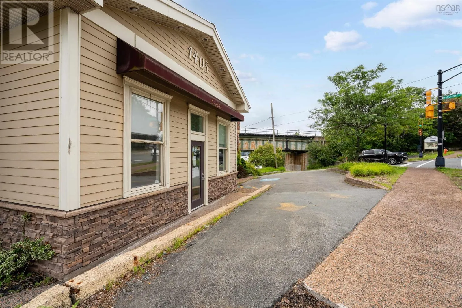 1405 Bedford Highway