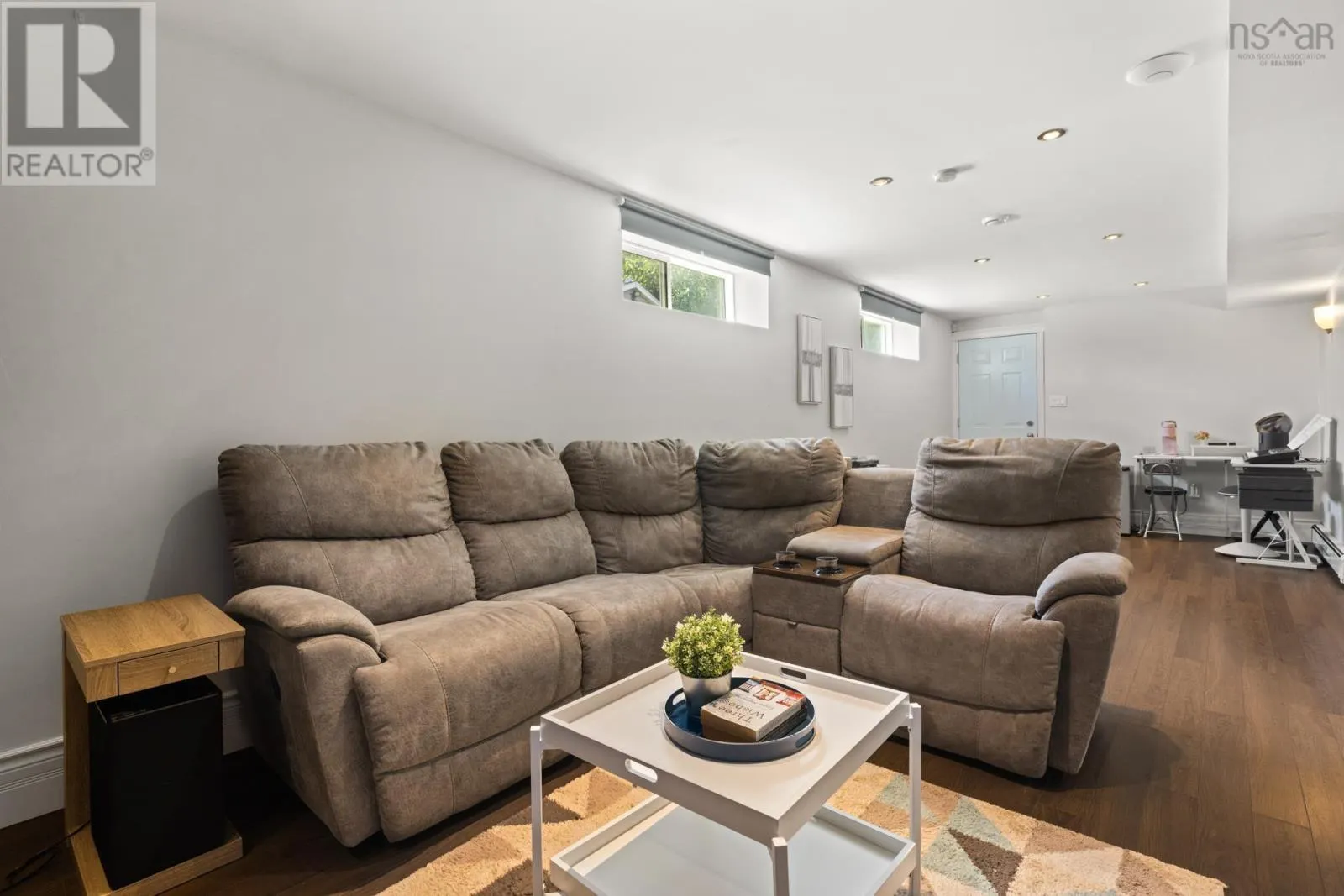 785 Basinview Drive