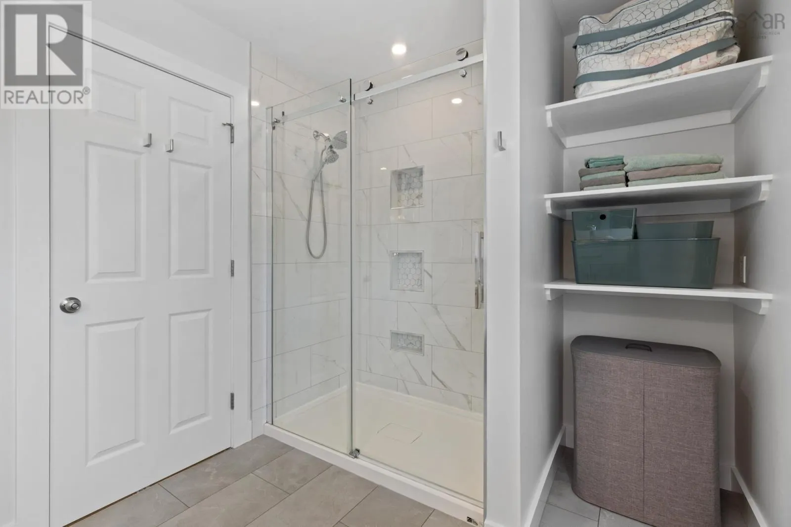 785 Basinview Drive
