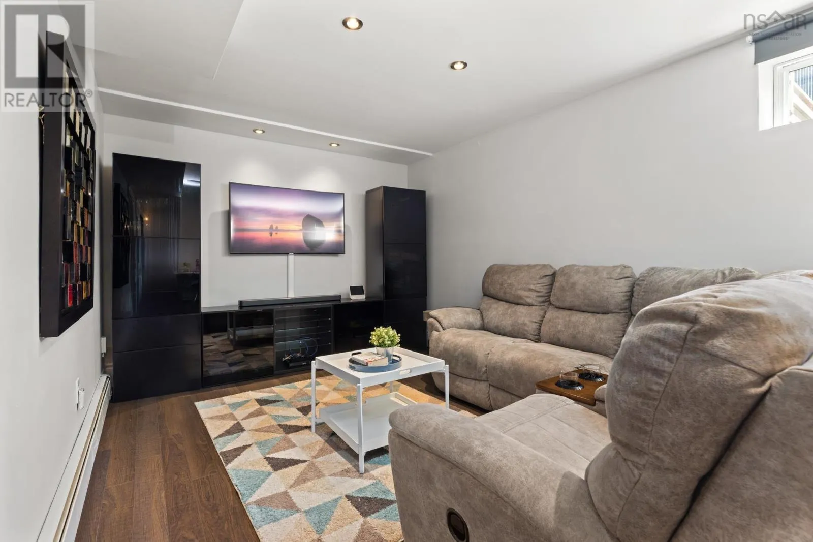 785 Basinview Drive