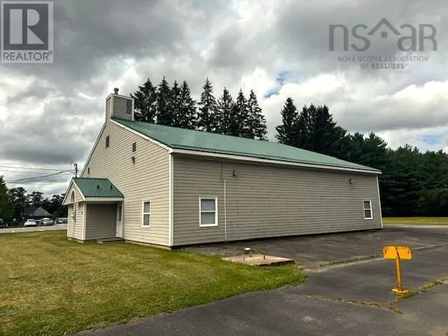 9692 Highway 8