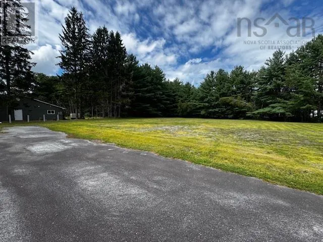 9692 Highway 8