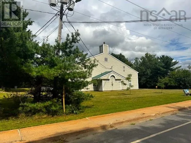 9692 Highway 8
