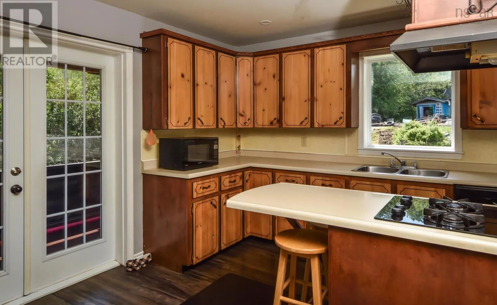 27 Riverview Drive