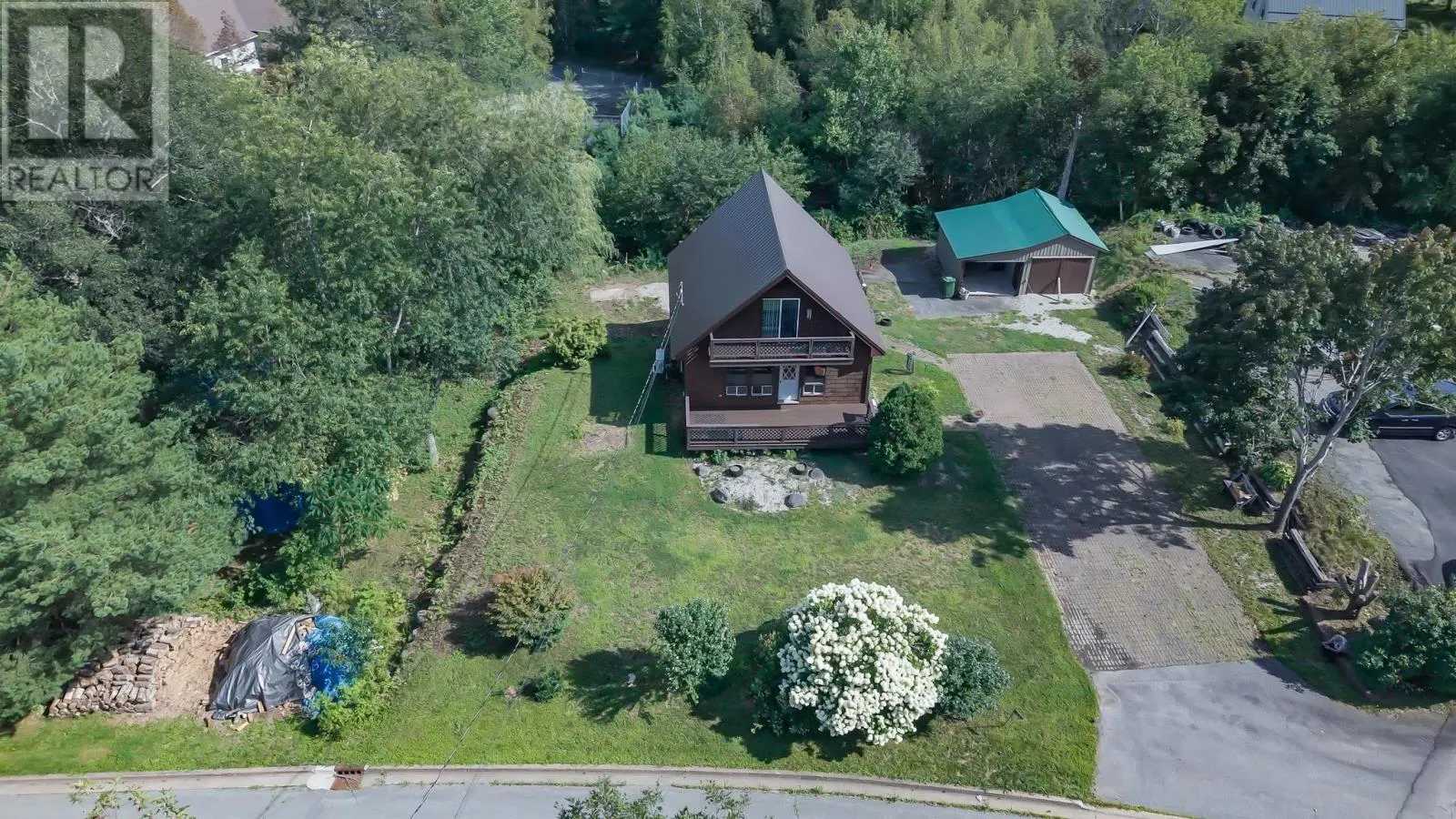 27 Riverview Drive
