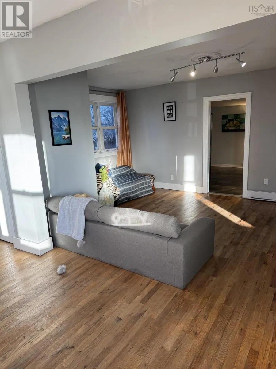 94 Old Sambro Road