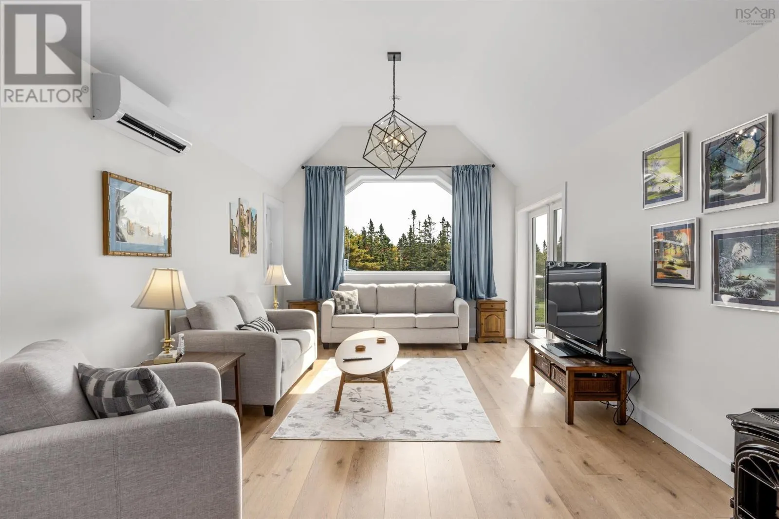 106, 108 & 112 Ashley Court