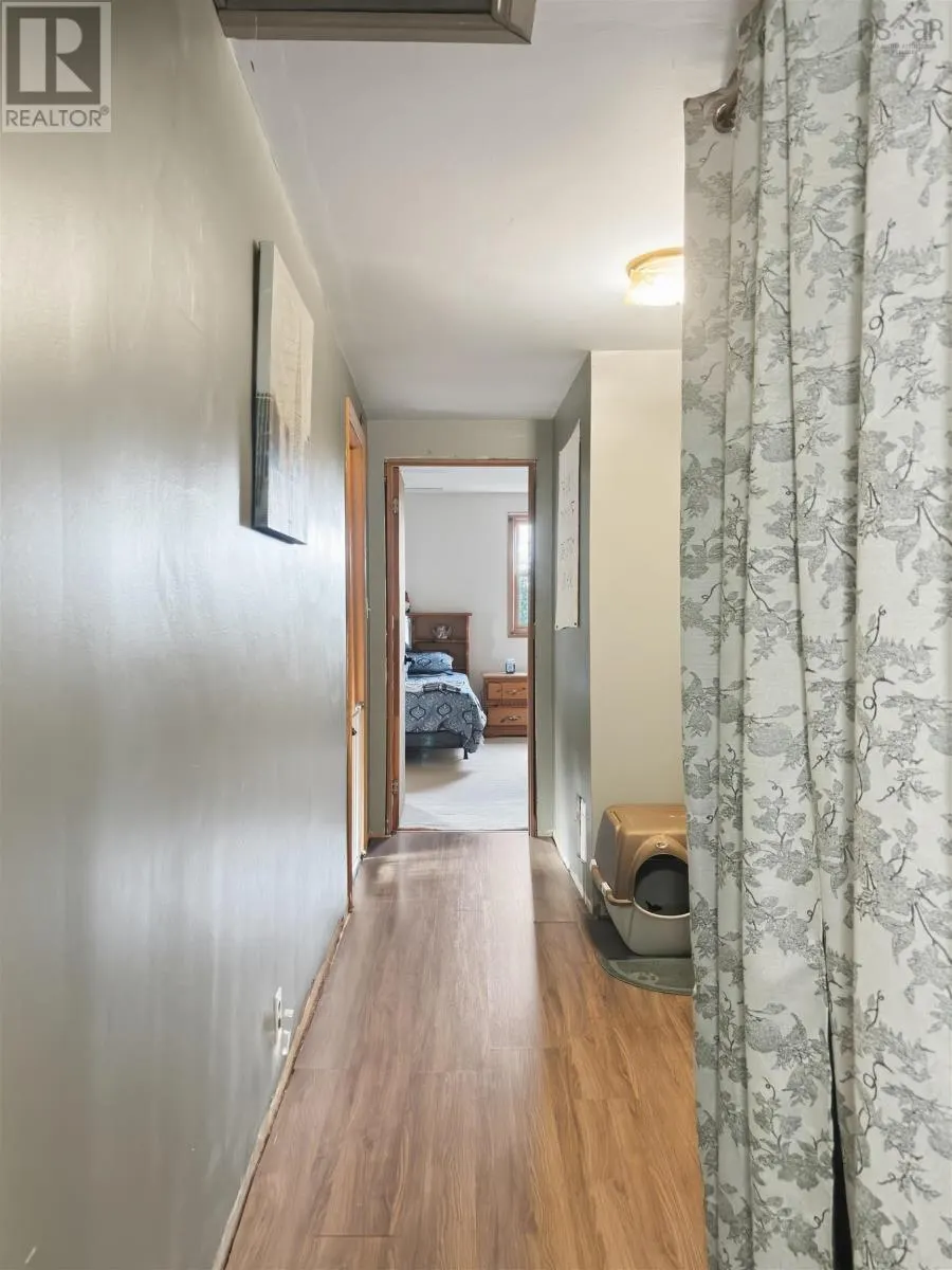 61 Jenks Avenue