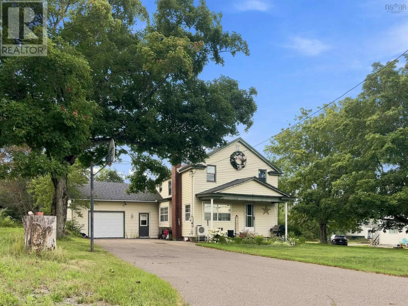 61 Jenks Avenue