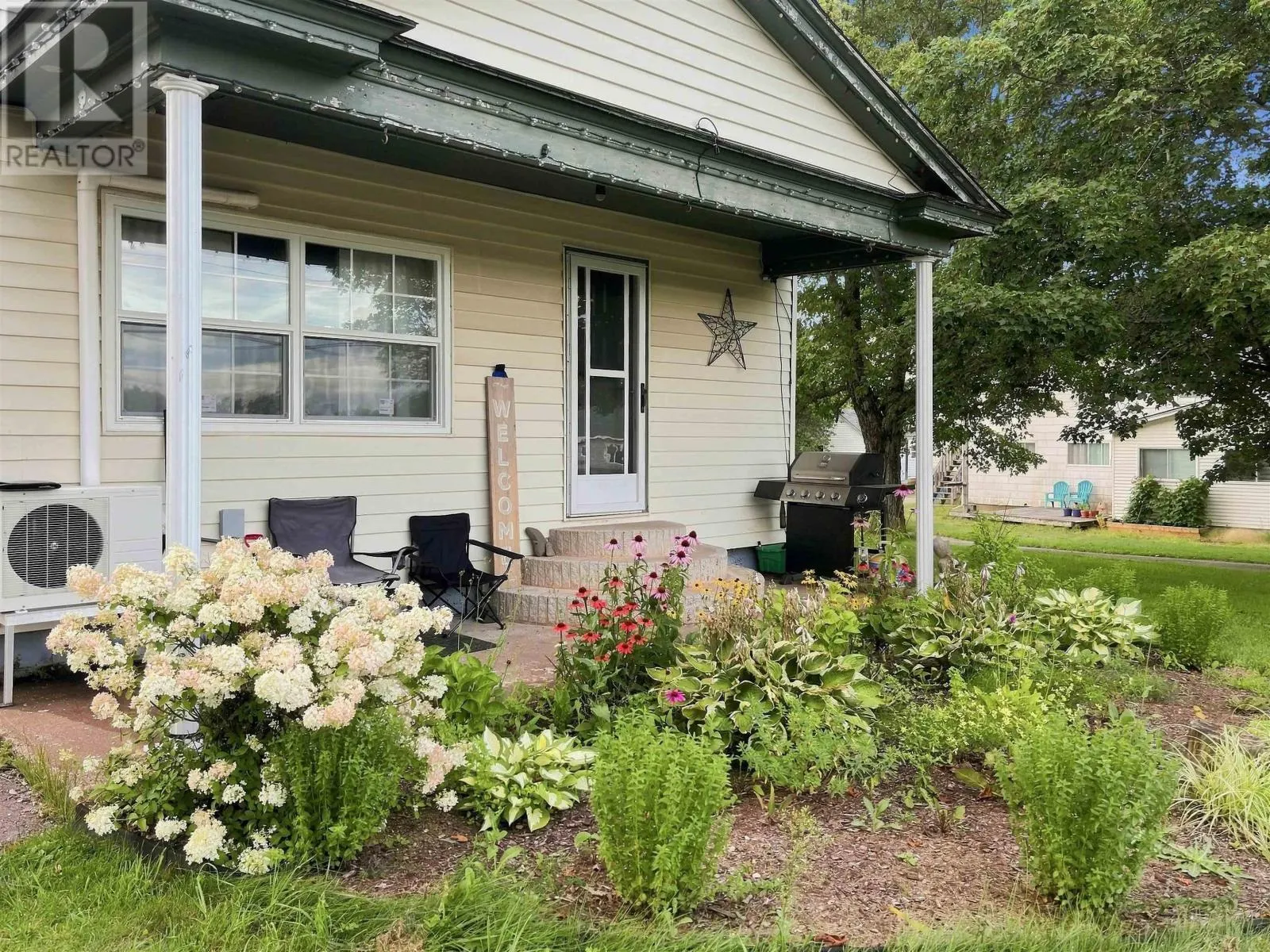 61 Jenks Avenue