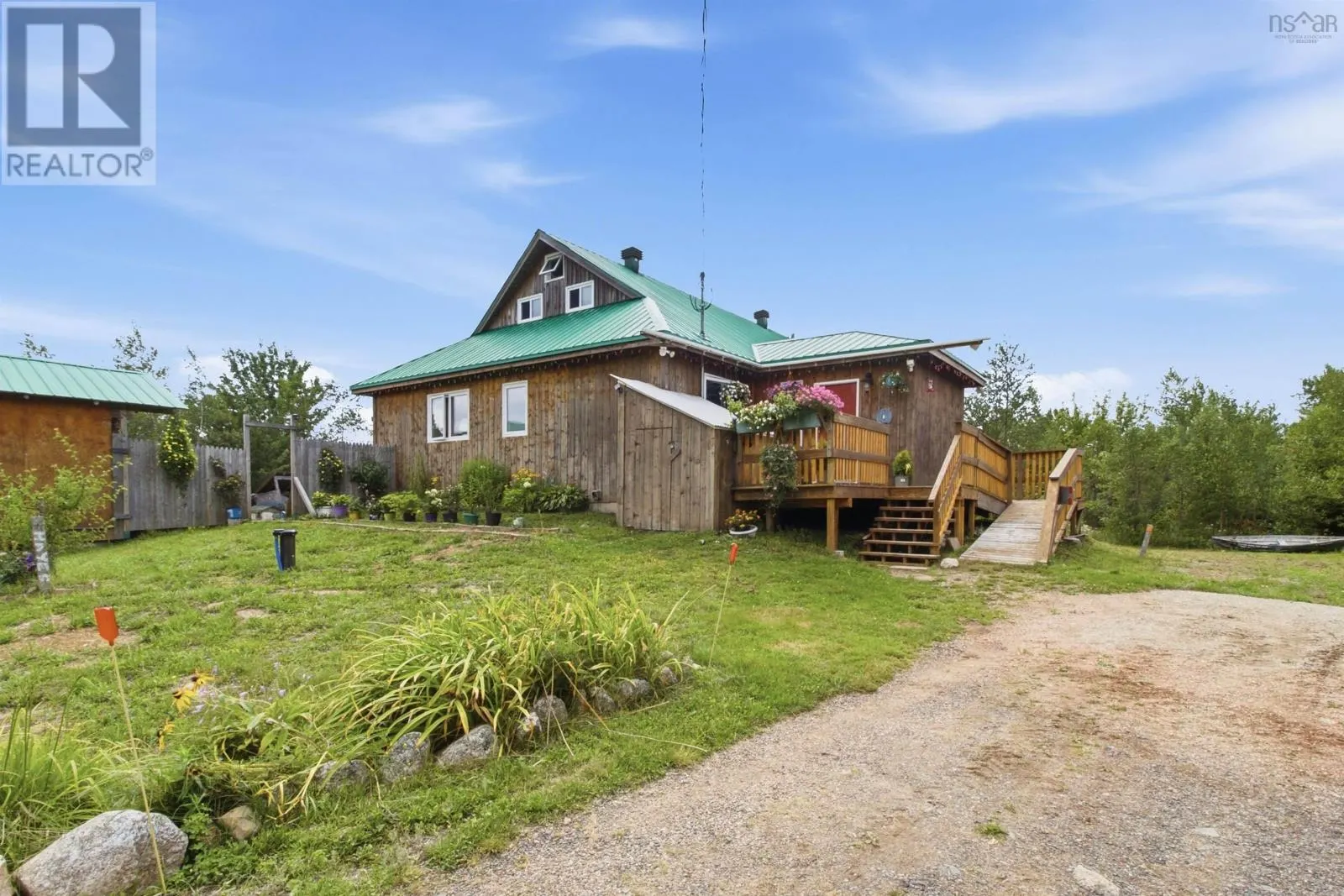 2804 New Russell Road