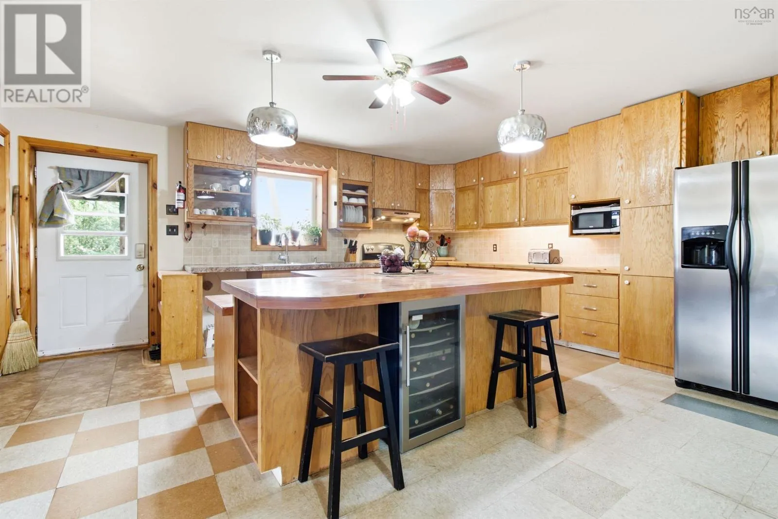 2804 New Russell Road