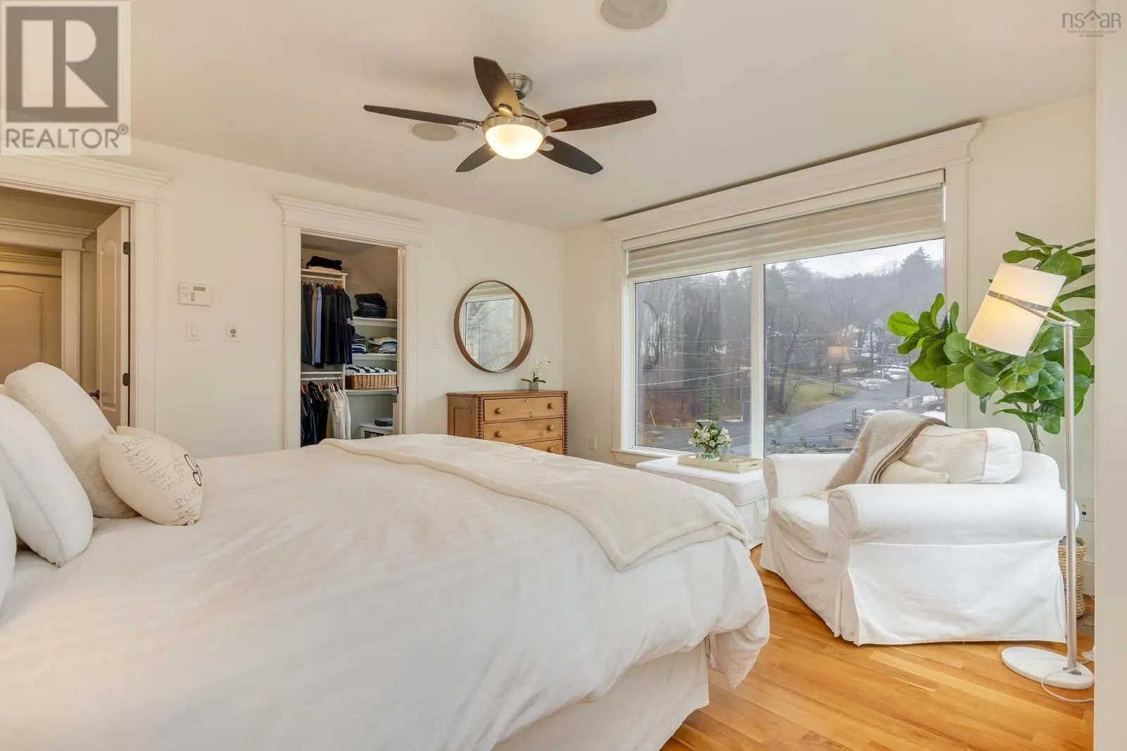 825 Shore Drive