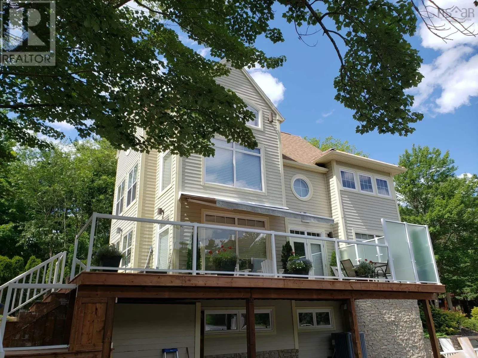 825 Shore Drive
