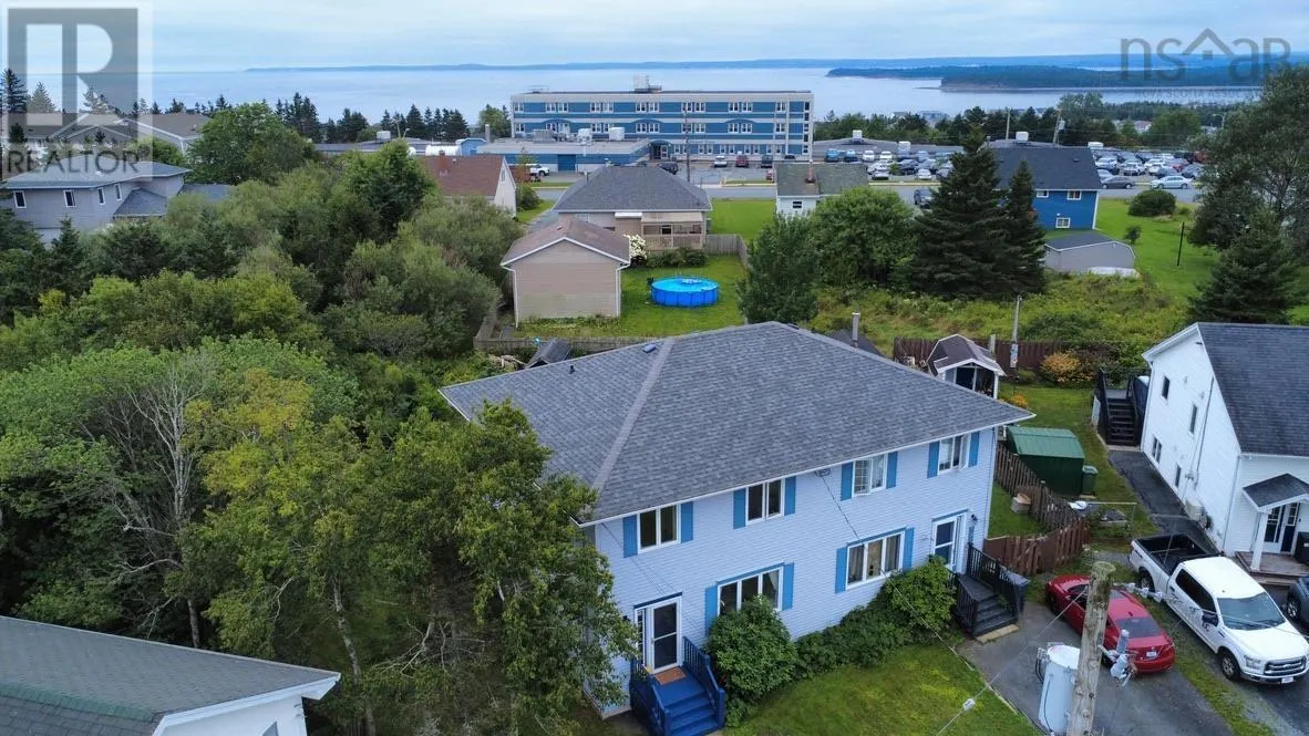 67 Thorncrest Court
