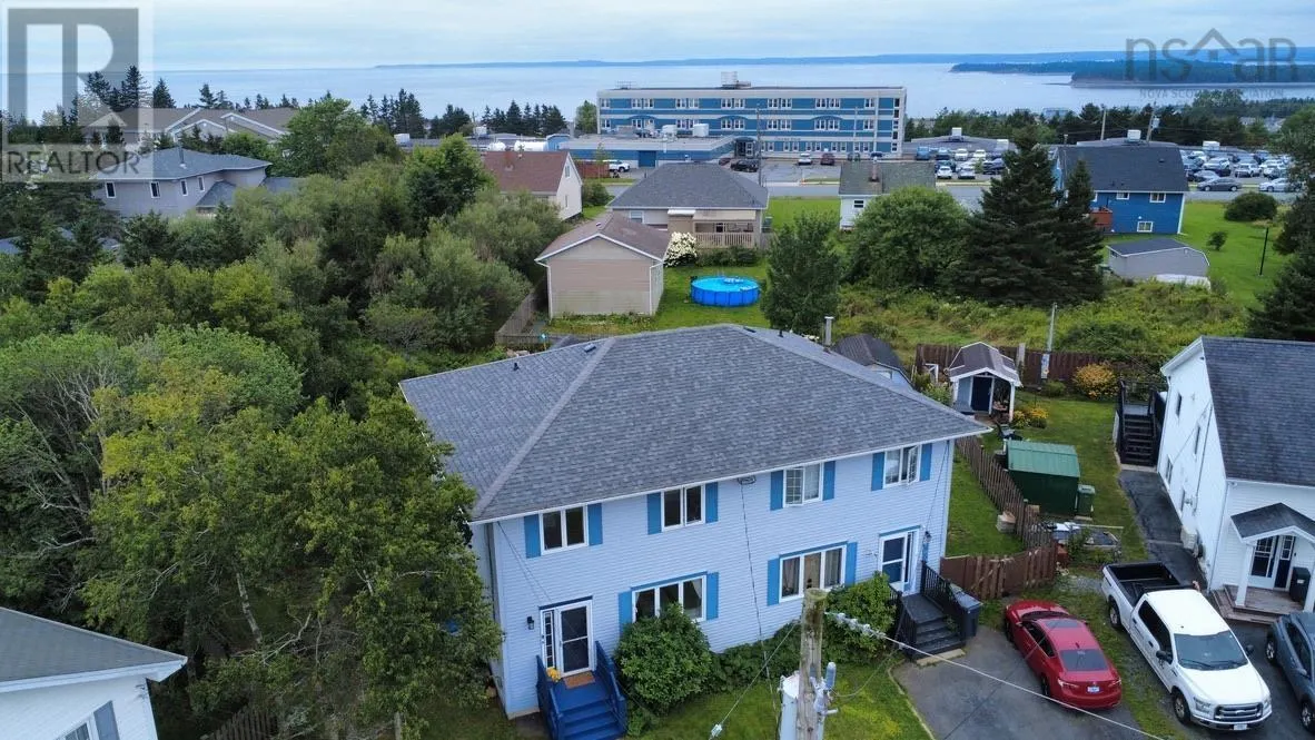 67 Thorncrest Court