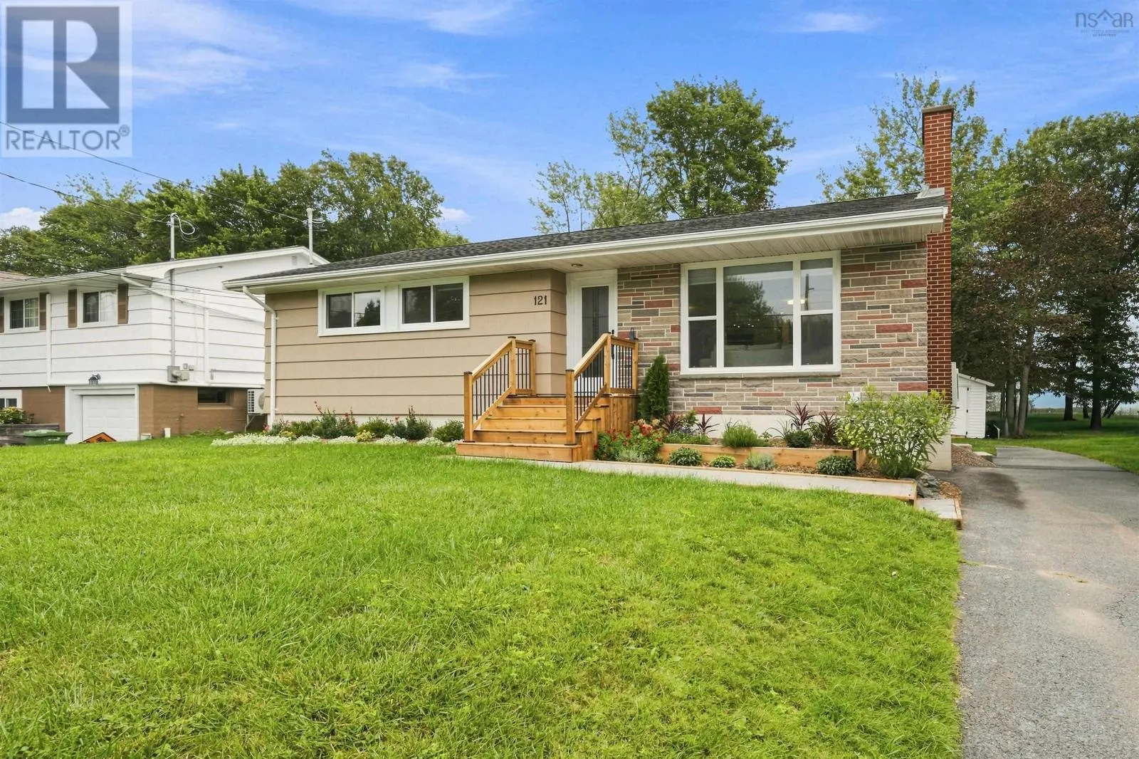 121 Belle Vista Drive