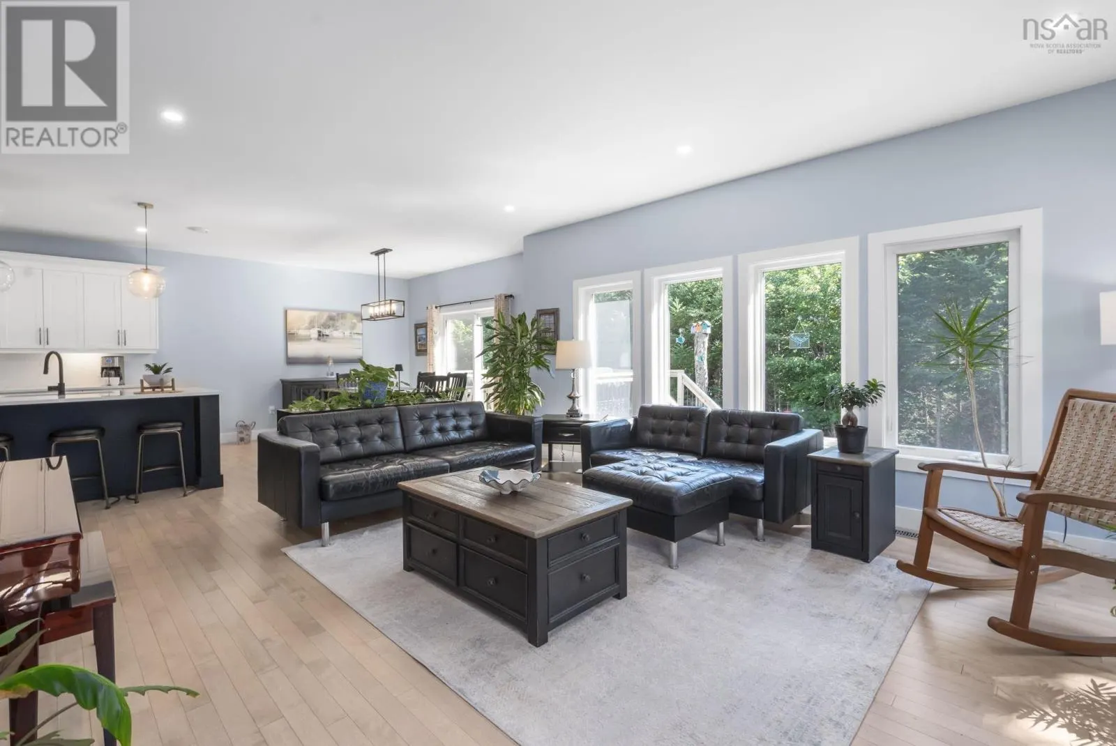 437 Heddas Way