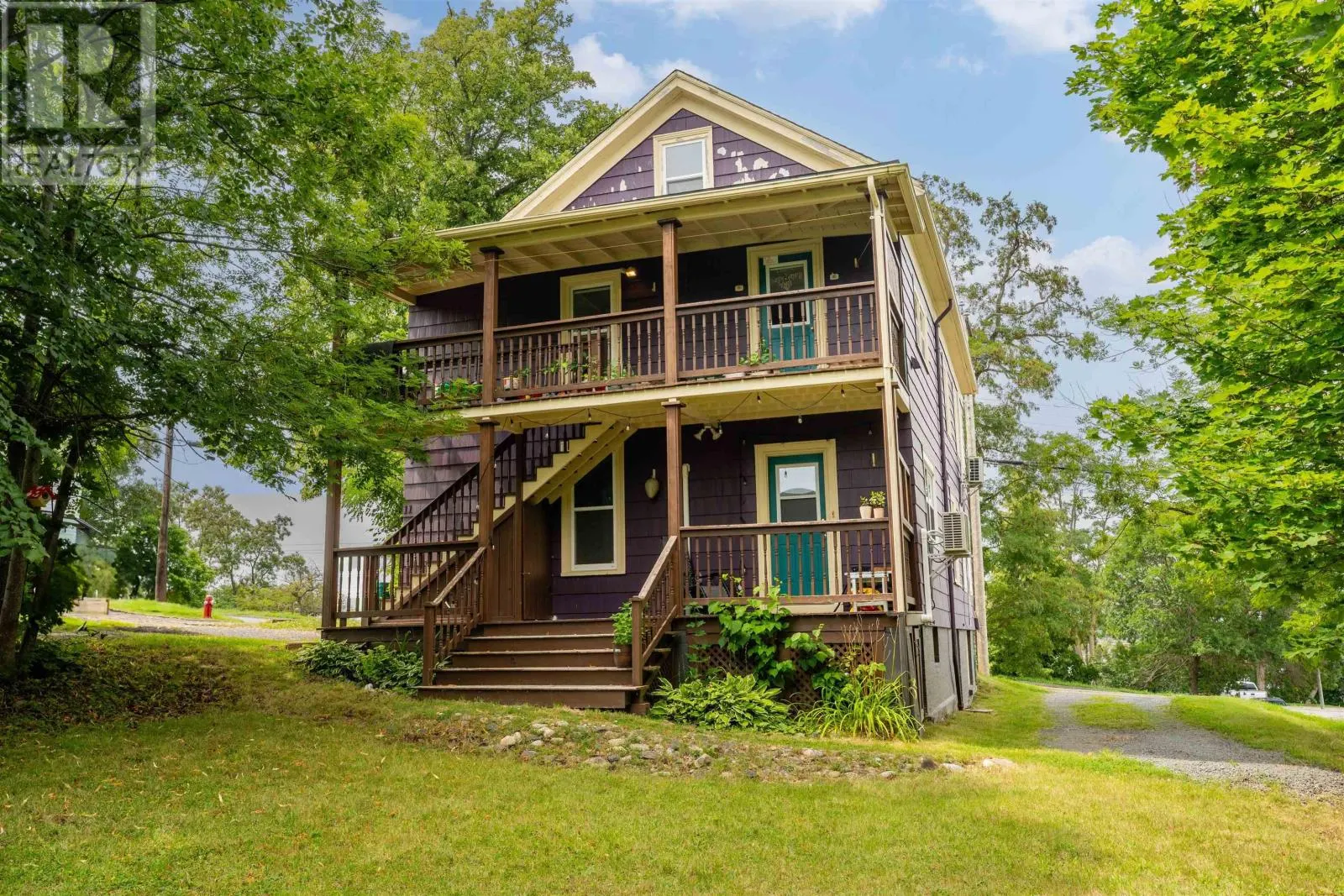 9 Cedar Street