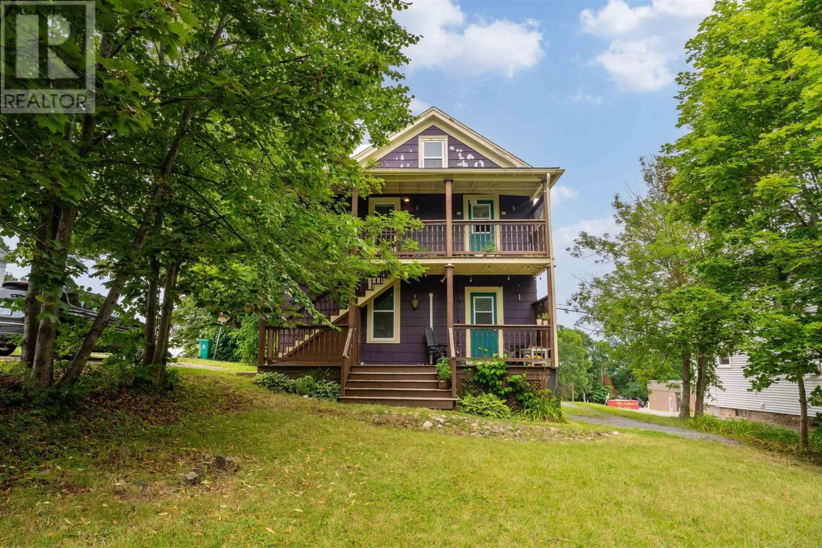 9 Cedar Street