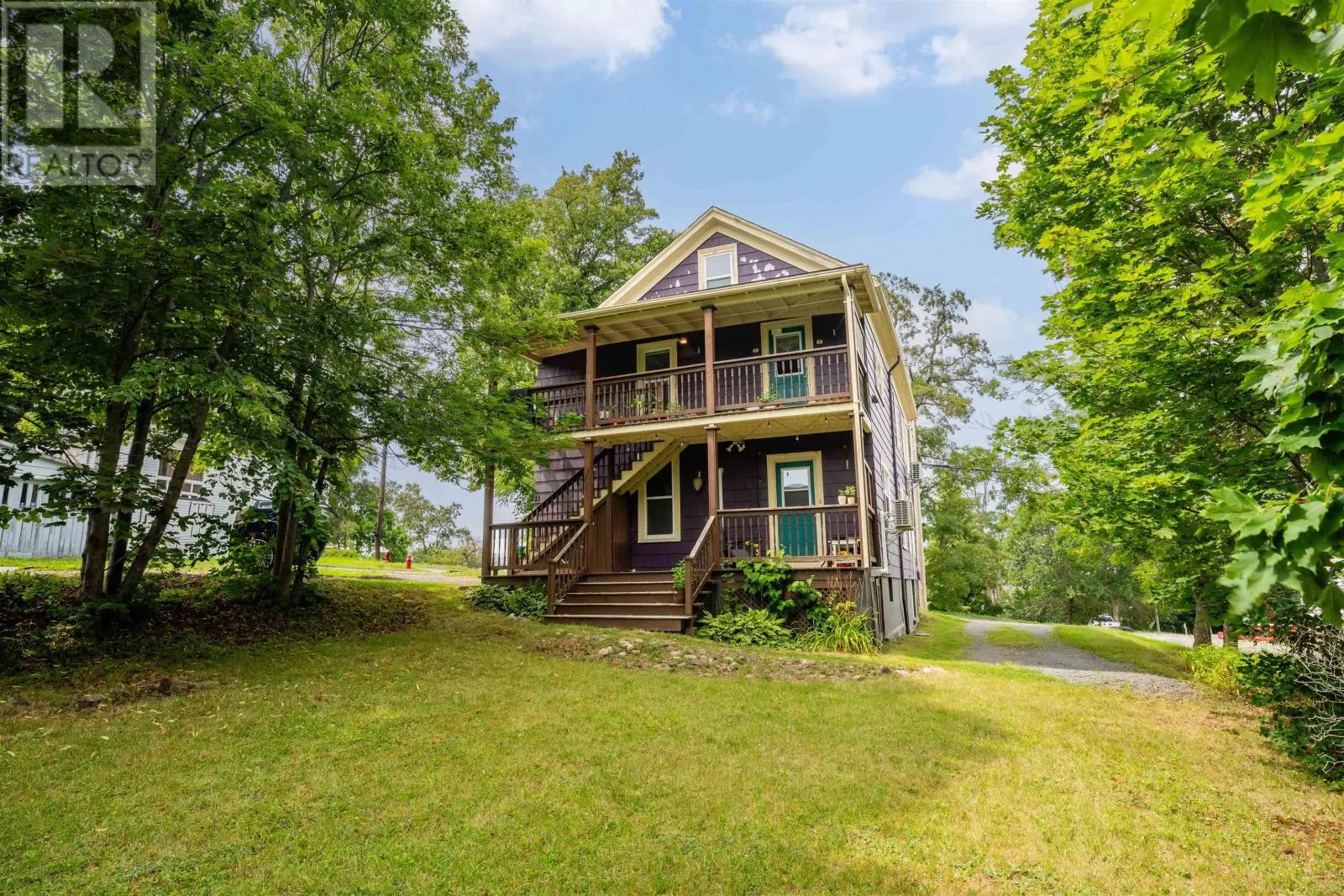 9 Cedar Street