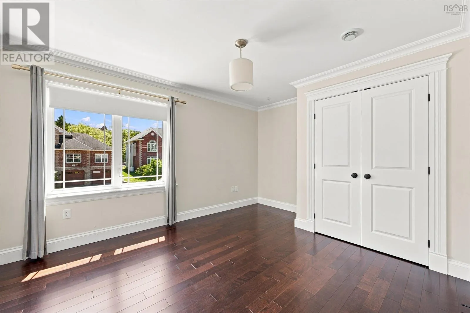 37 Worthington Place