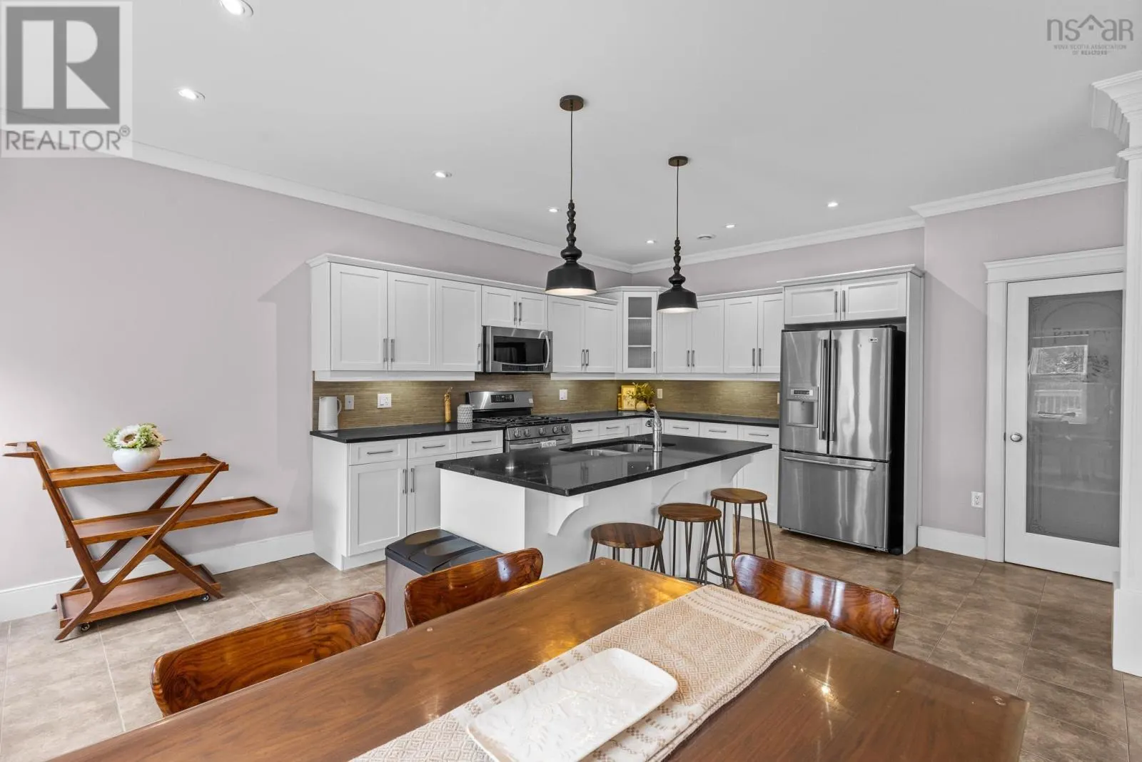 85 William Borrett Terrace