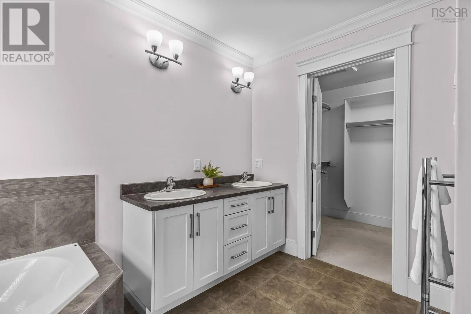 85 William Borrett Terrace