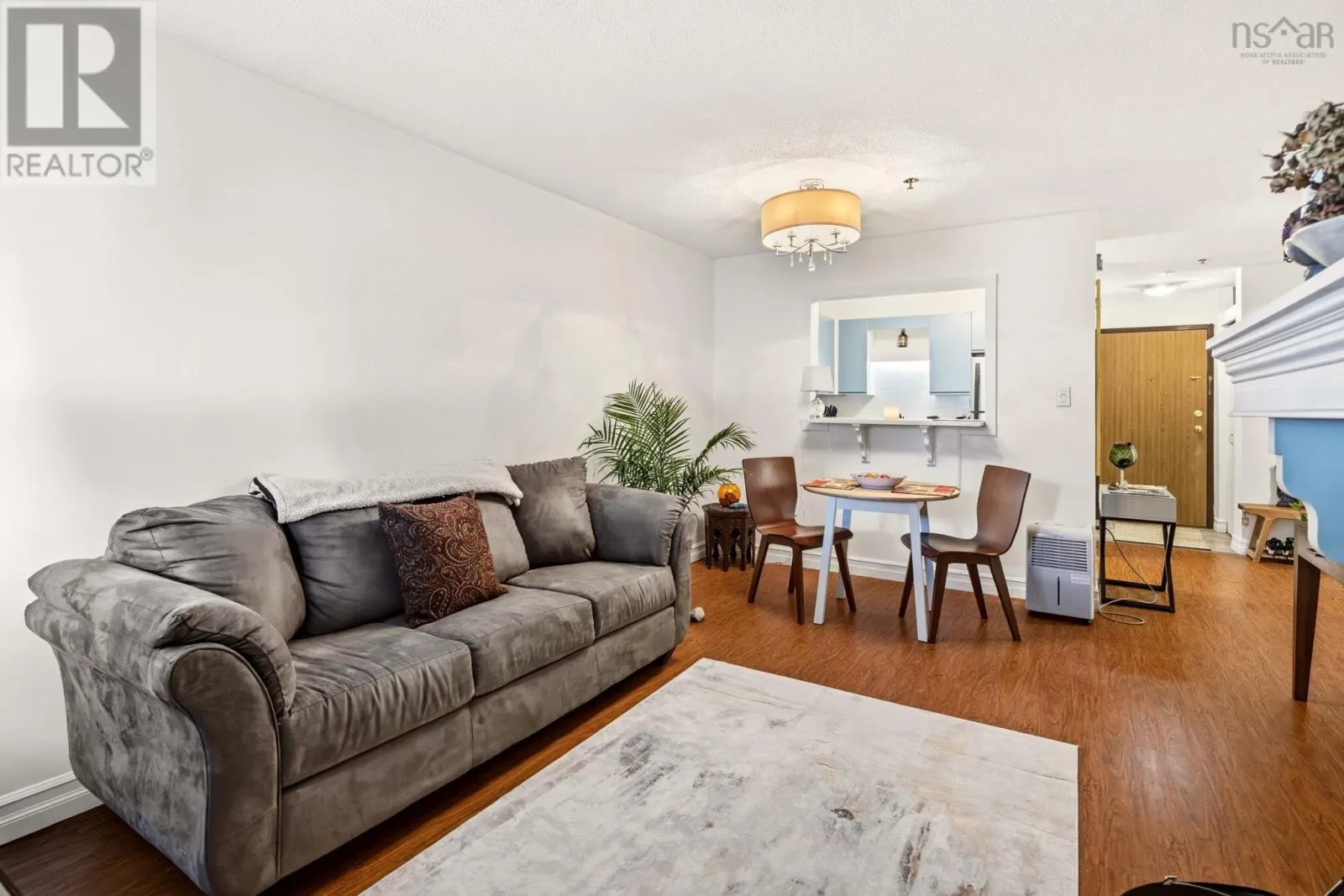 208 3700 John Parr Drive