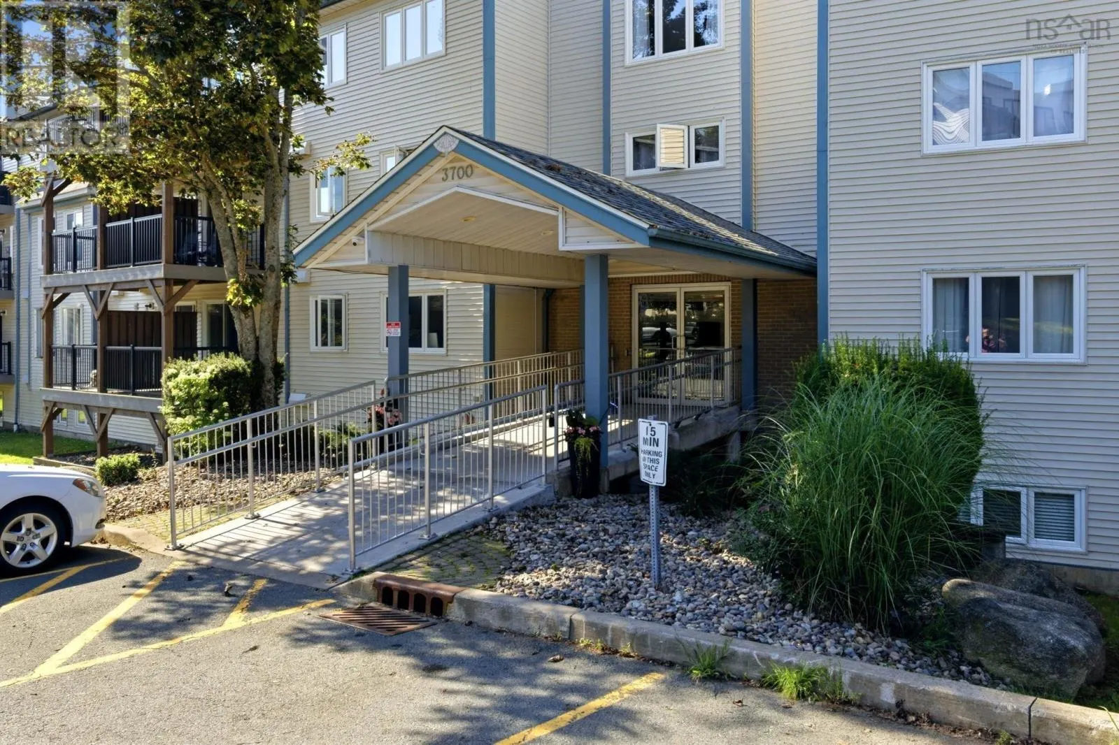 208 3700 John Parr Drive