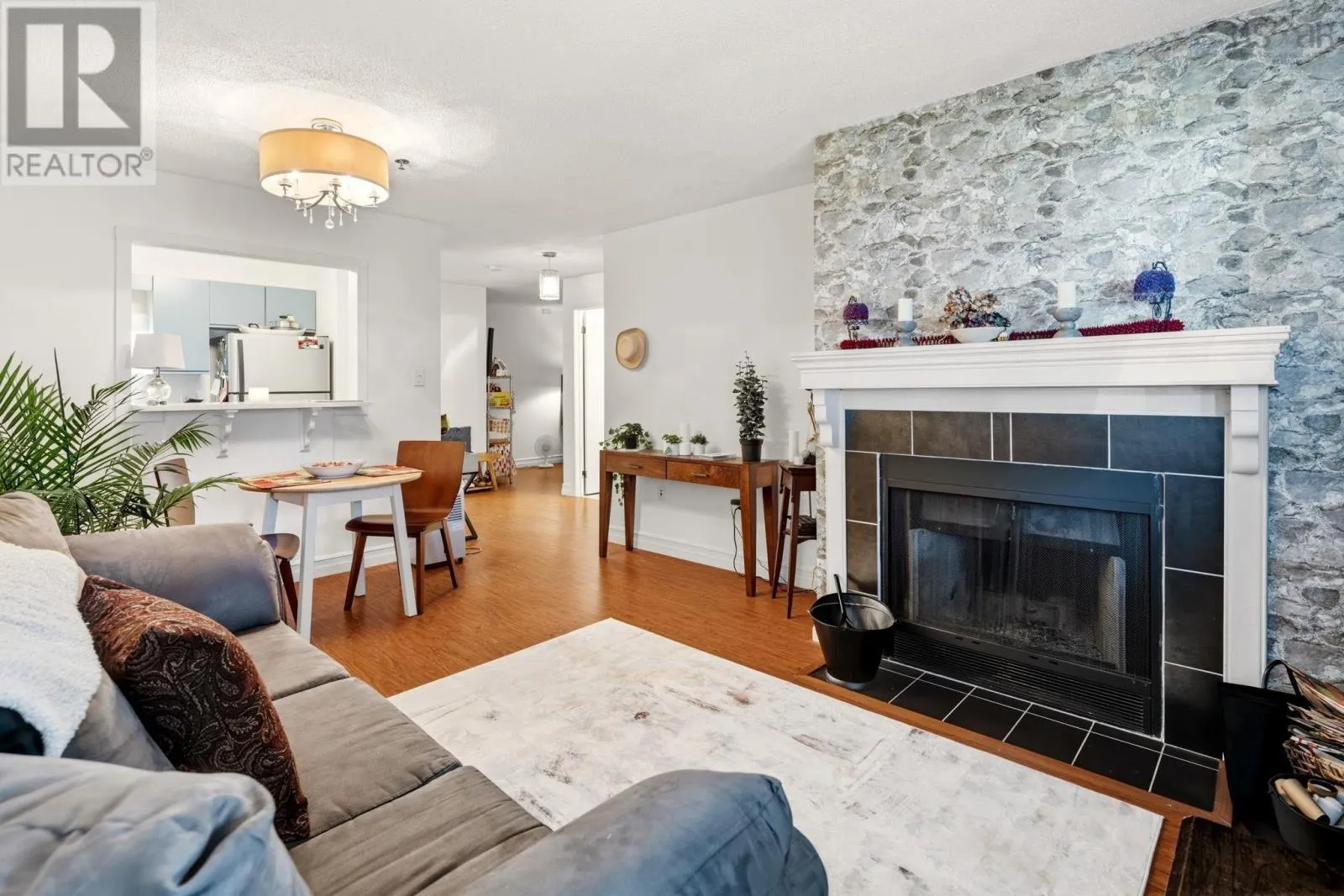 208 3700 John Parr Drive