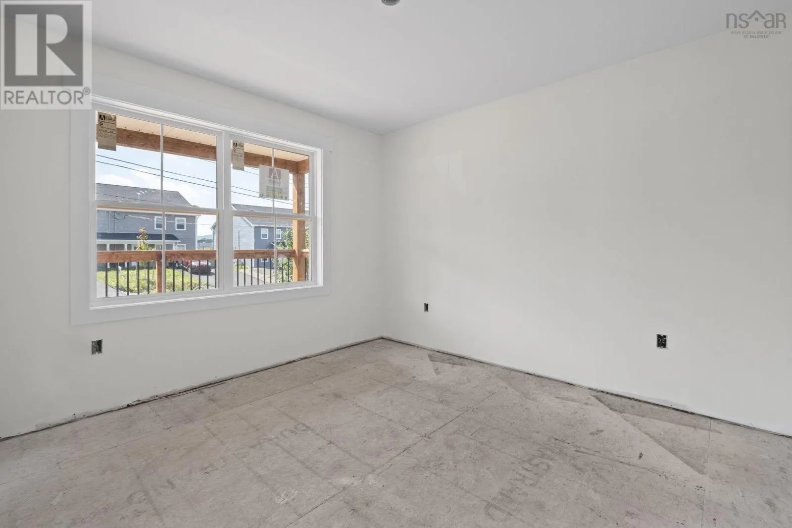 75 Burgess Crescent