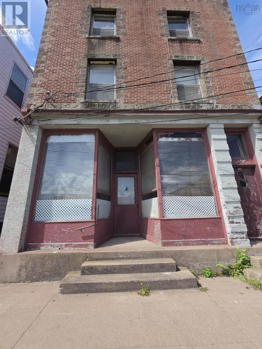 284 Foord Street