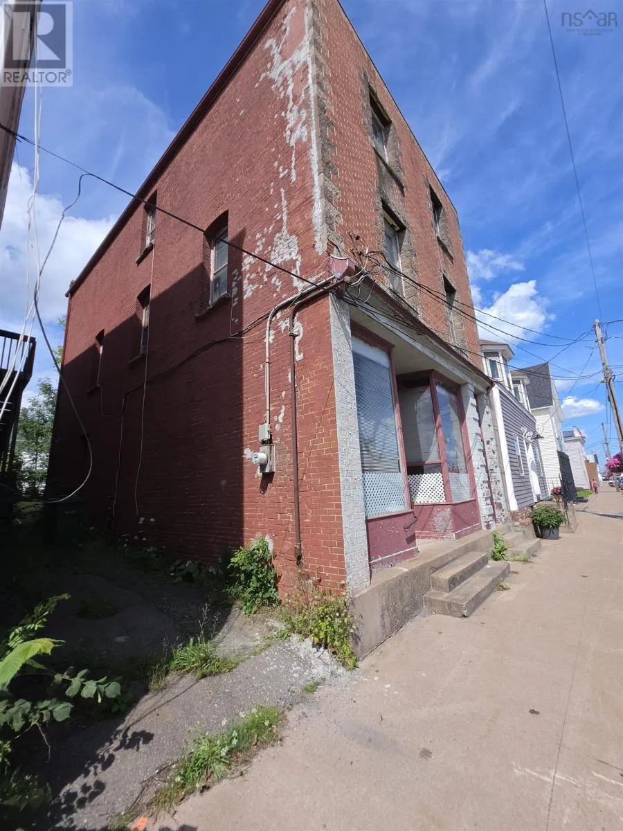 284 Foord Street