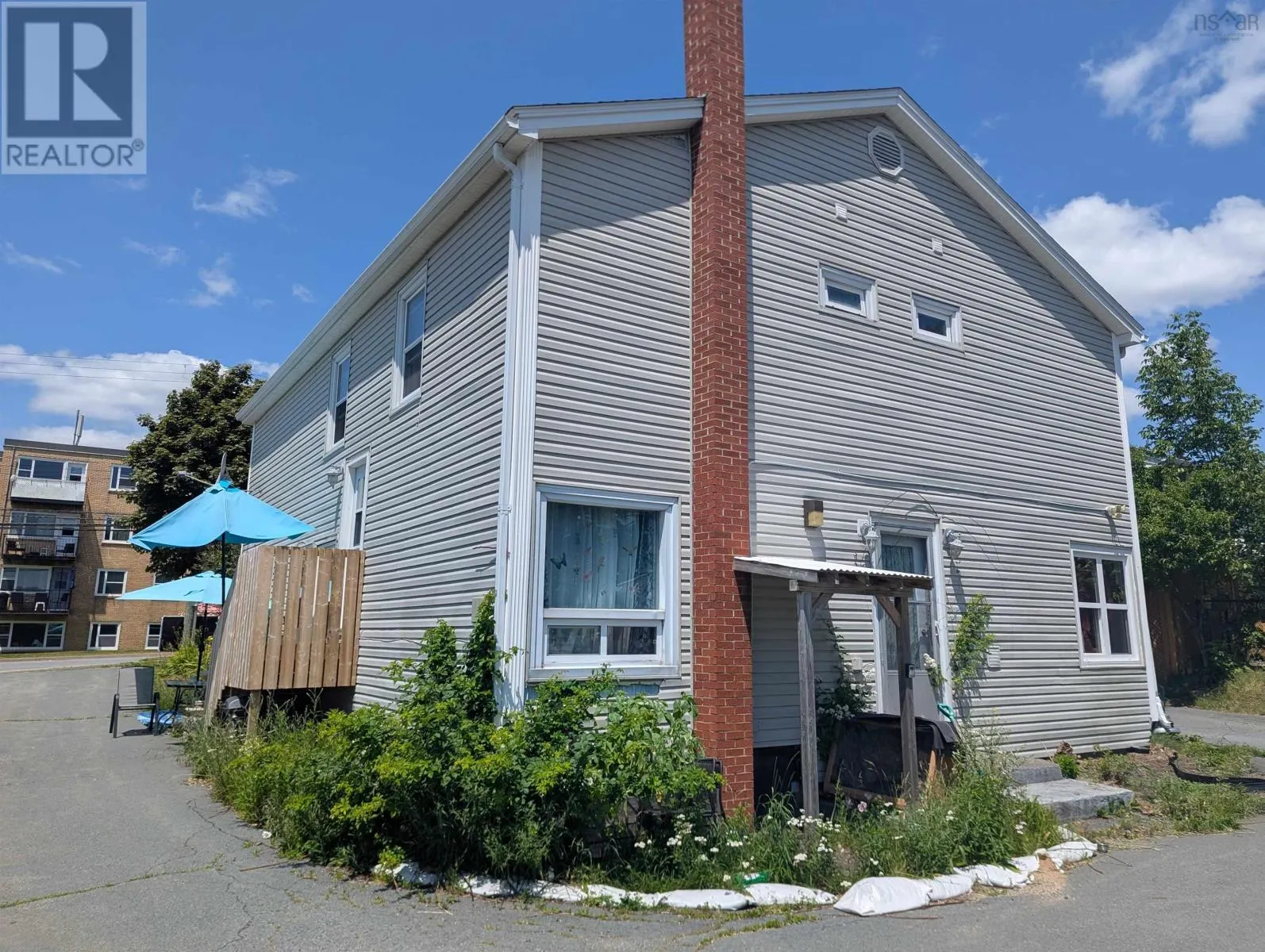 138 Albro Lake Road