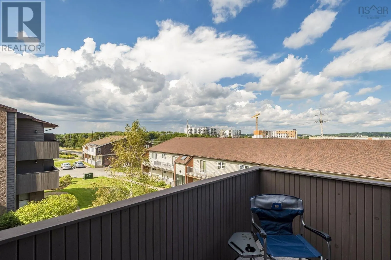 16 4 Rose Way