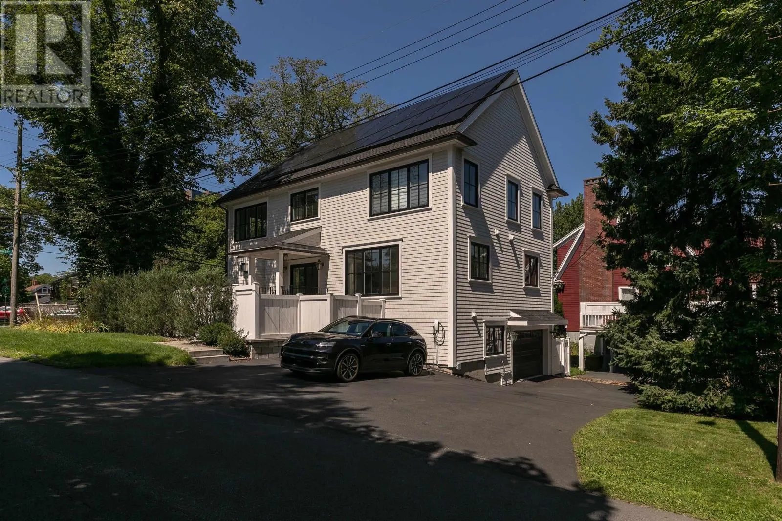 805 Tower Road