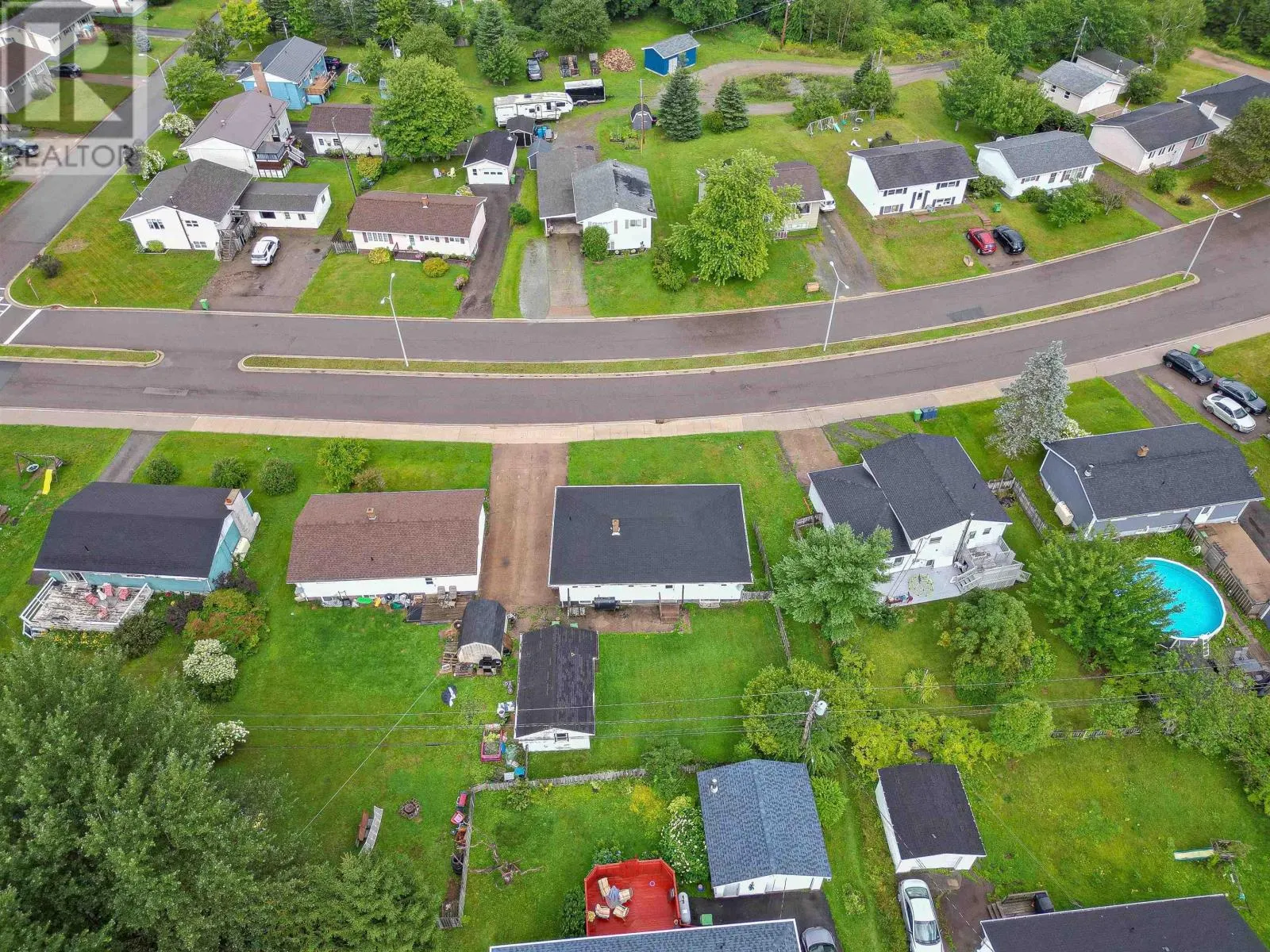 11 Tamarac Drive