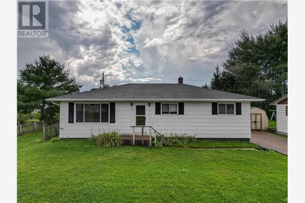 11 Tamarac Drive