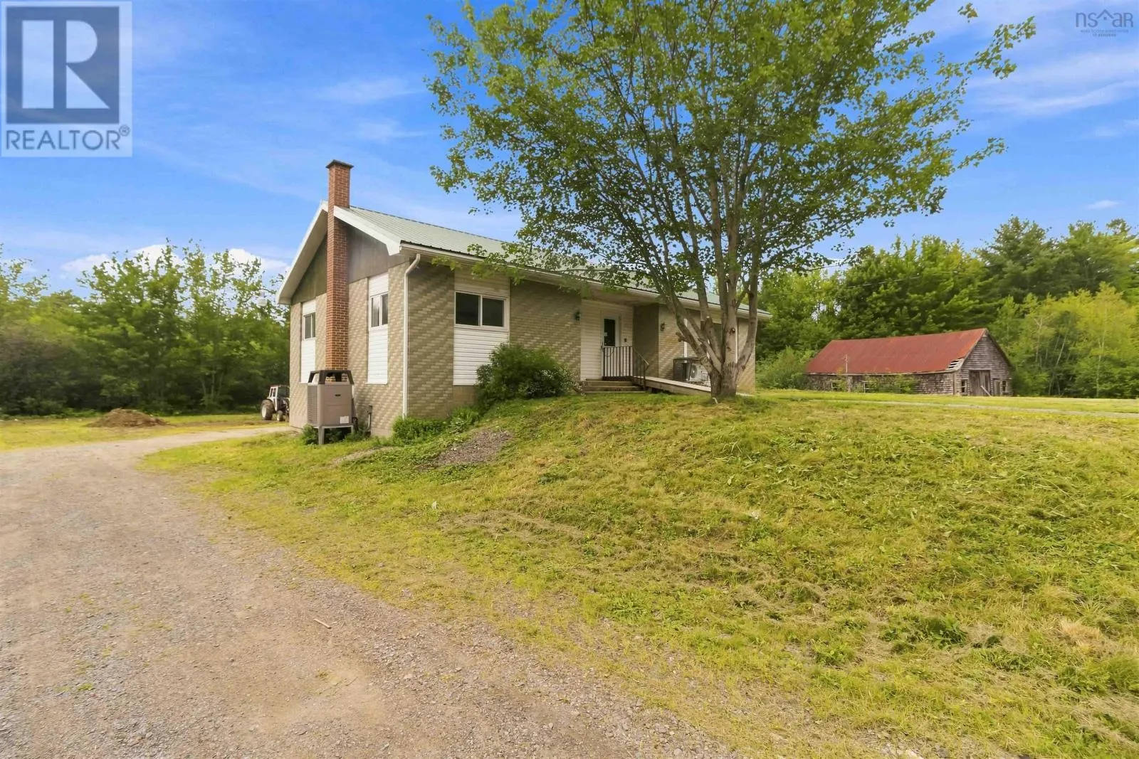 9490 Highway 8