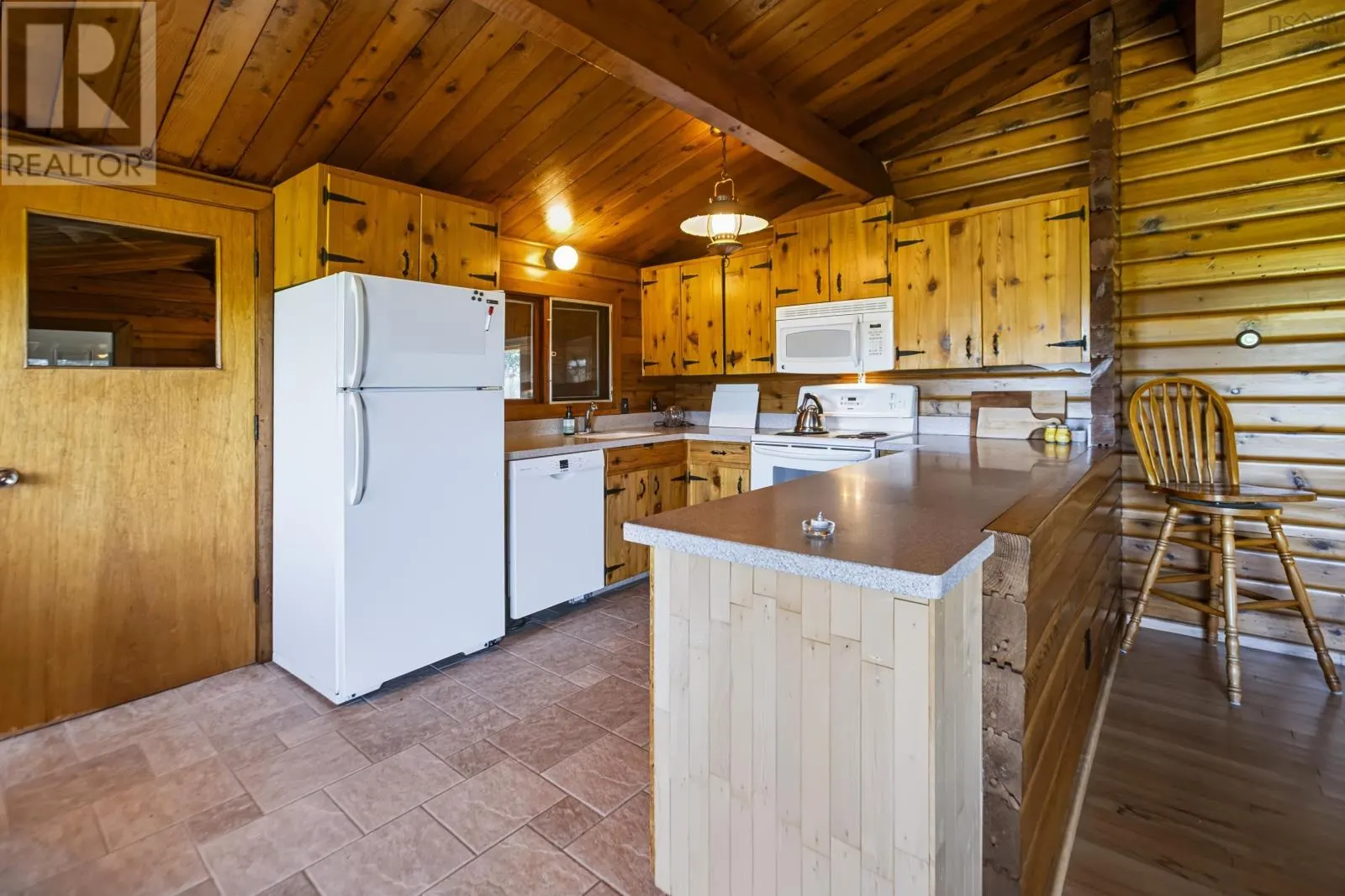 8565 Highway 321