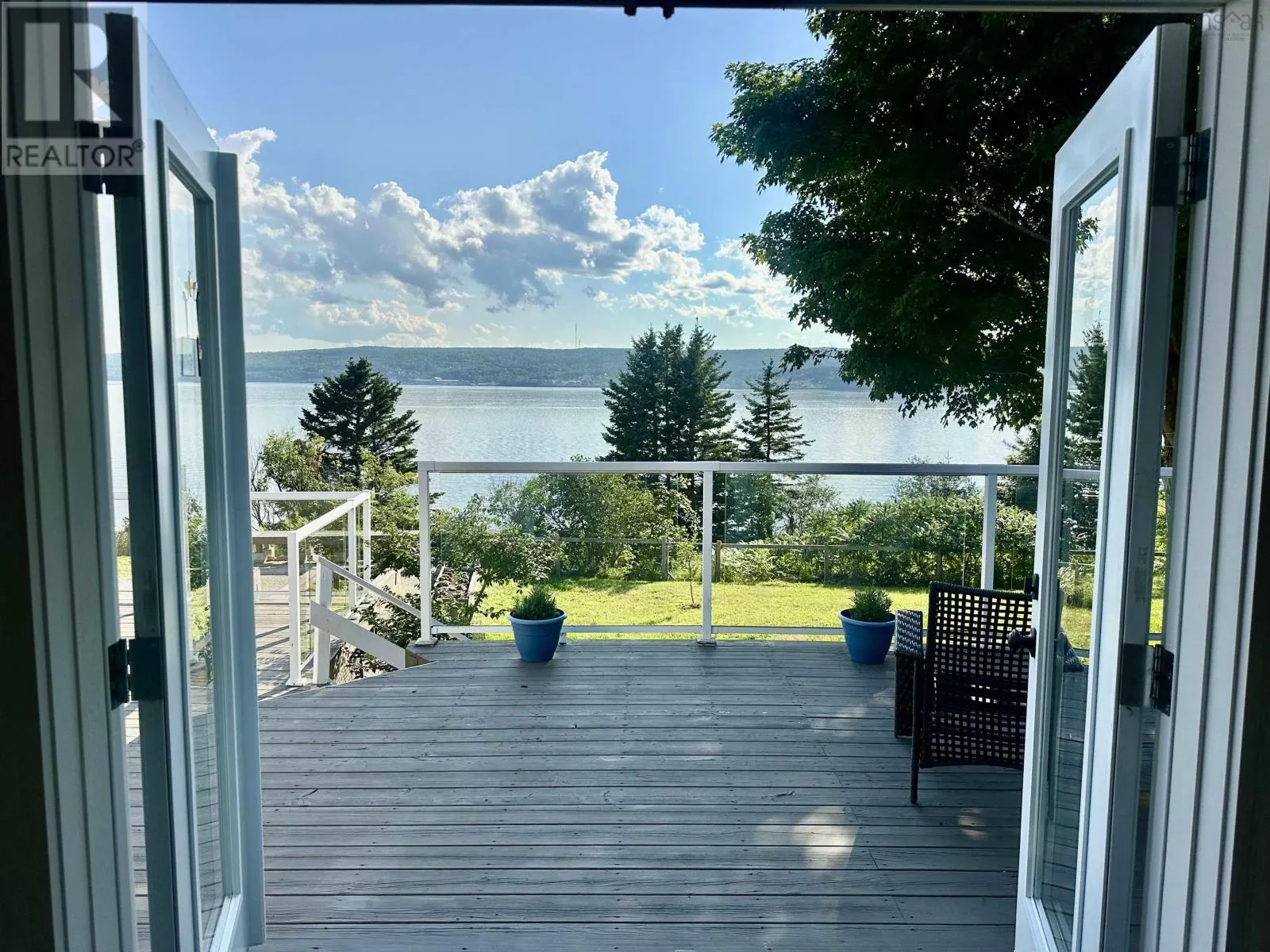 45 Embree Island Road