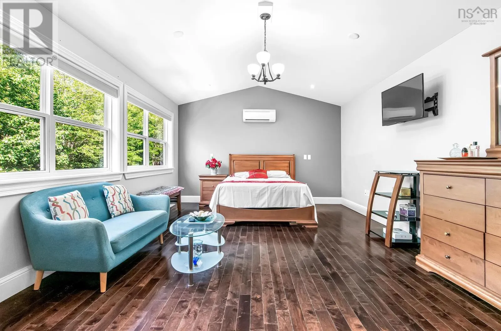 41 Hollyhock Way