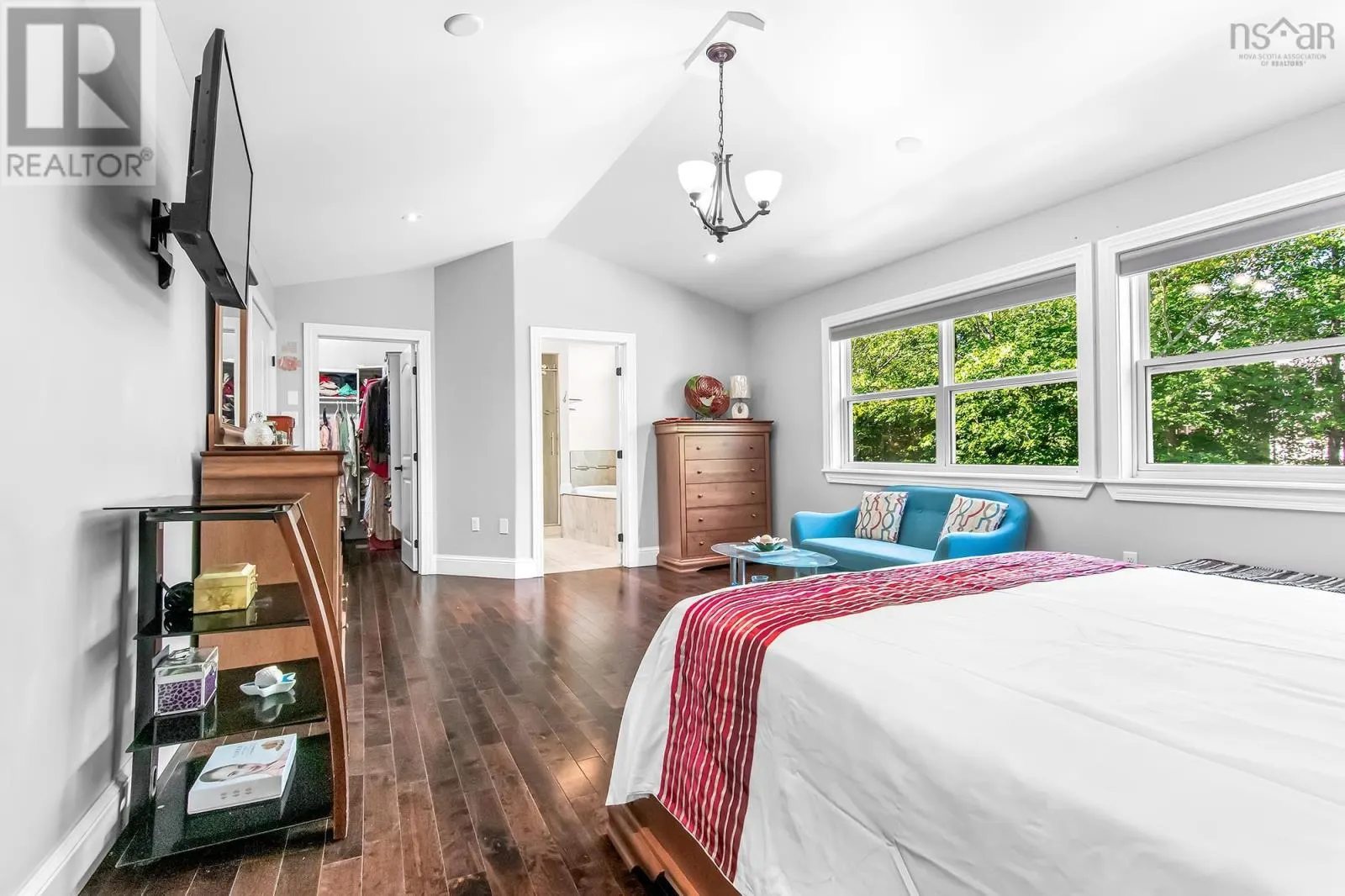 41 Hollyhock Way